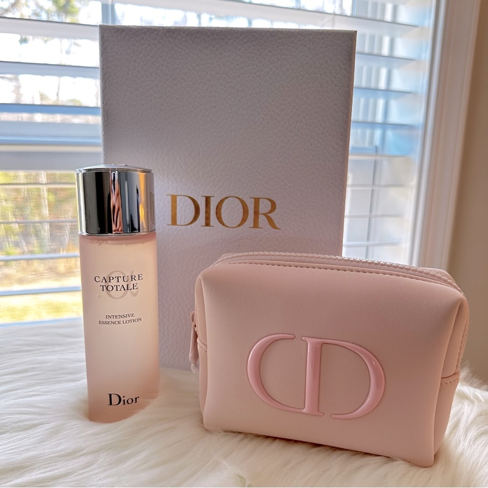 Dior Capture Totale Intensive Essence Lotion & Pouch